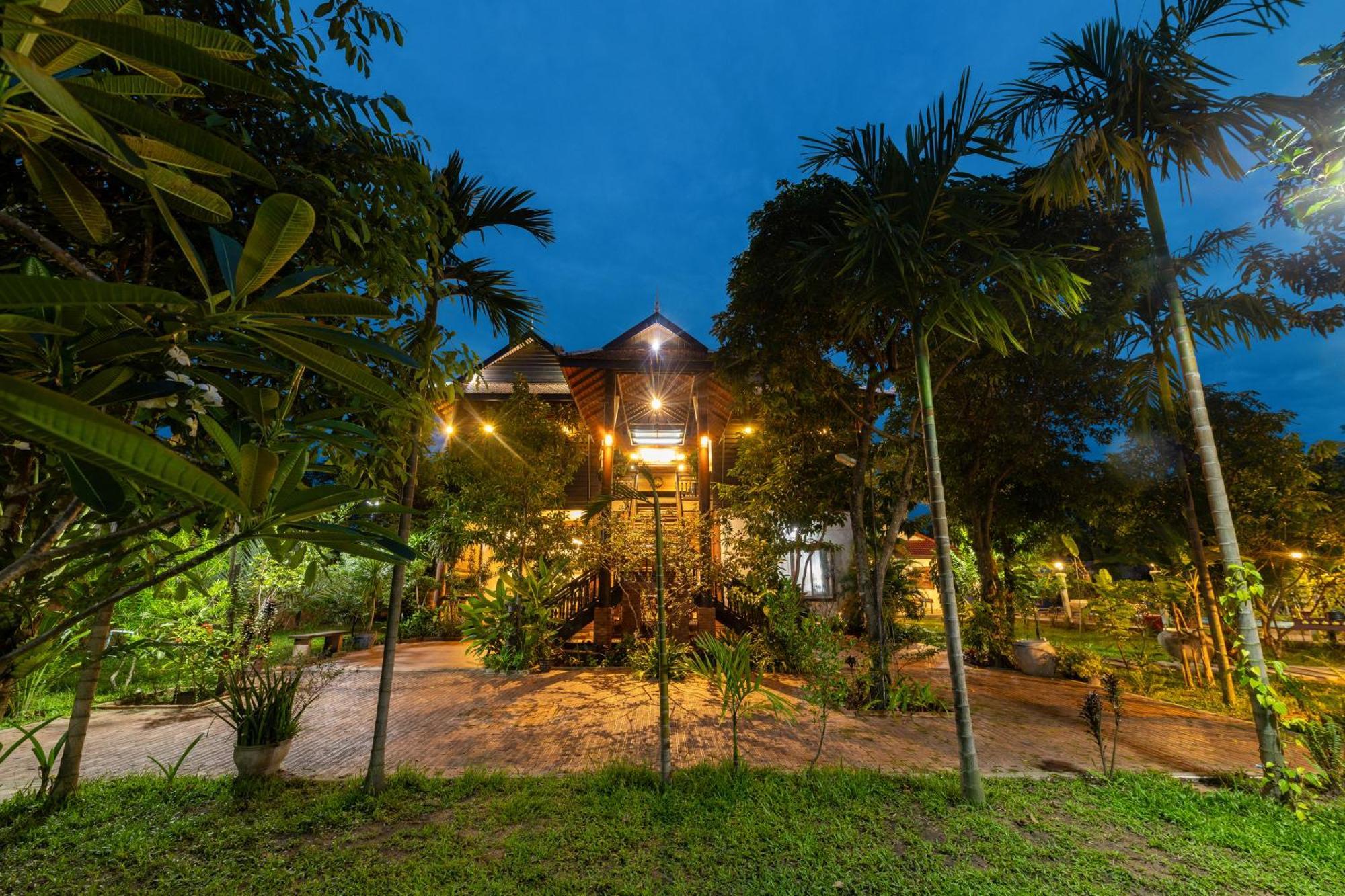 Atoh'S Maison Siem Reap Exterior photo