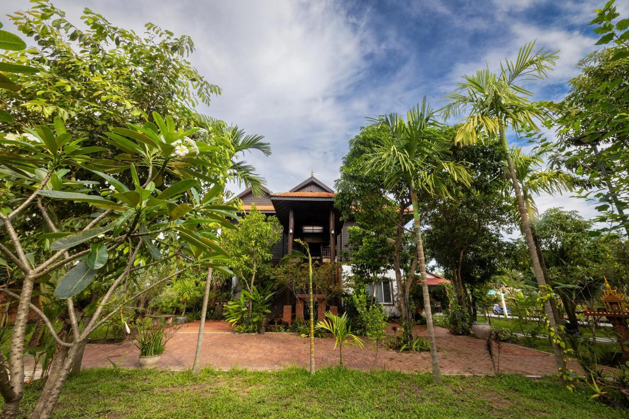 Atoh'S Maison Siem Reap Exterior photo